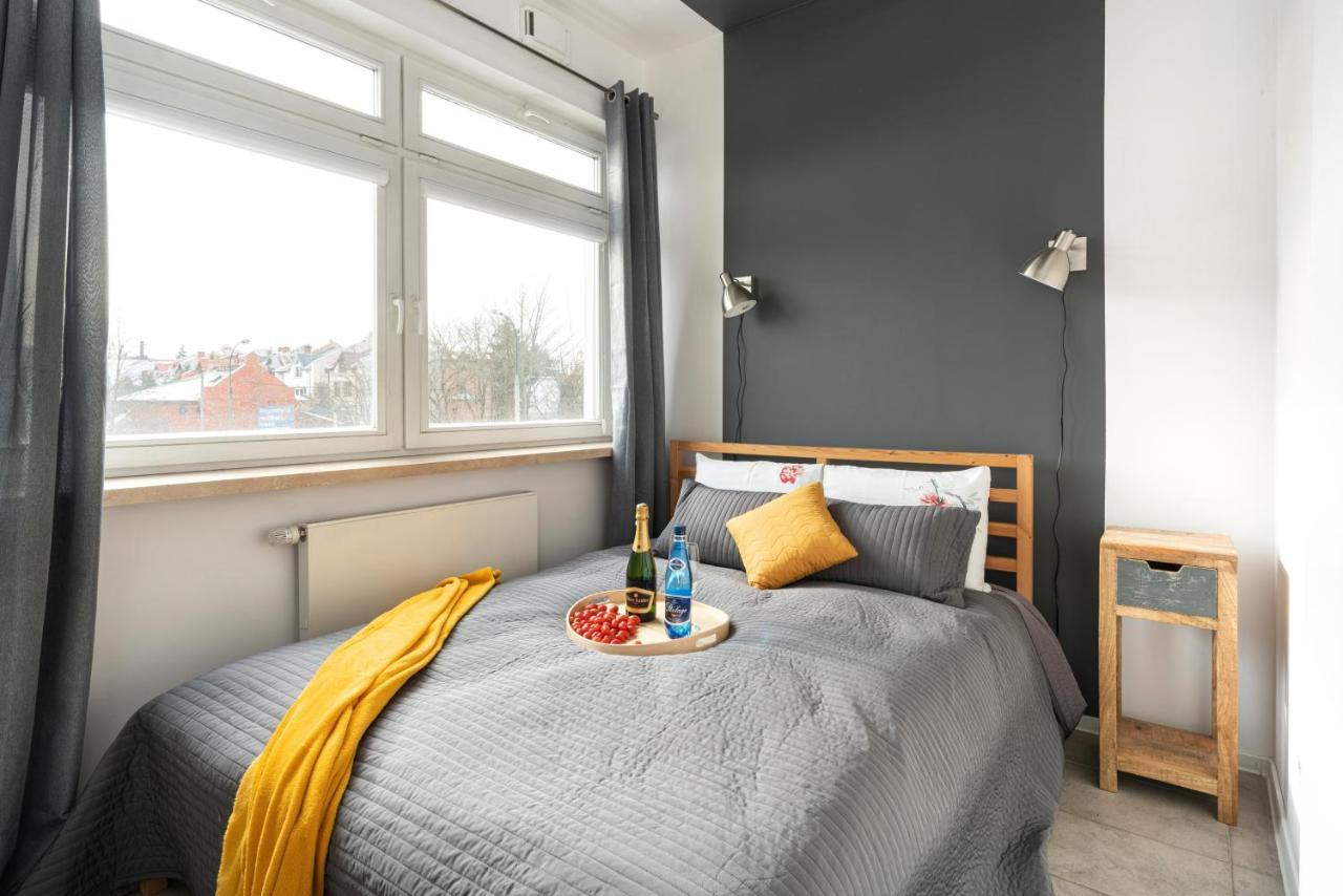 Superapart Wilanowska Apt 20 "Pet-Friendly 1Br Home With Patio Warsaw Ngoại thất bức ảnh