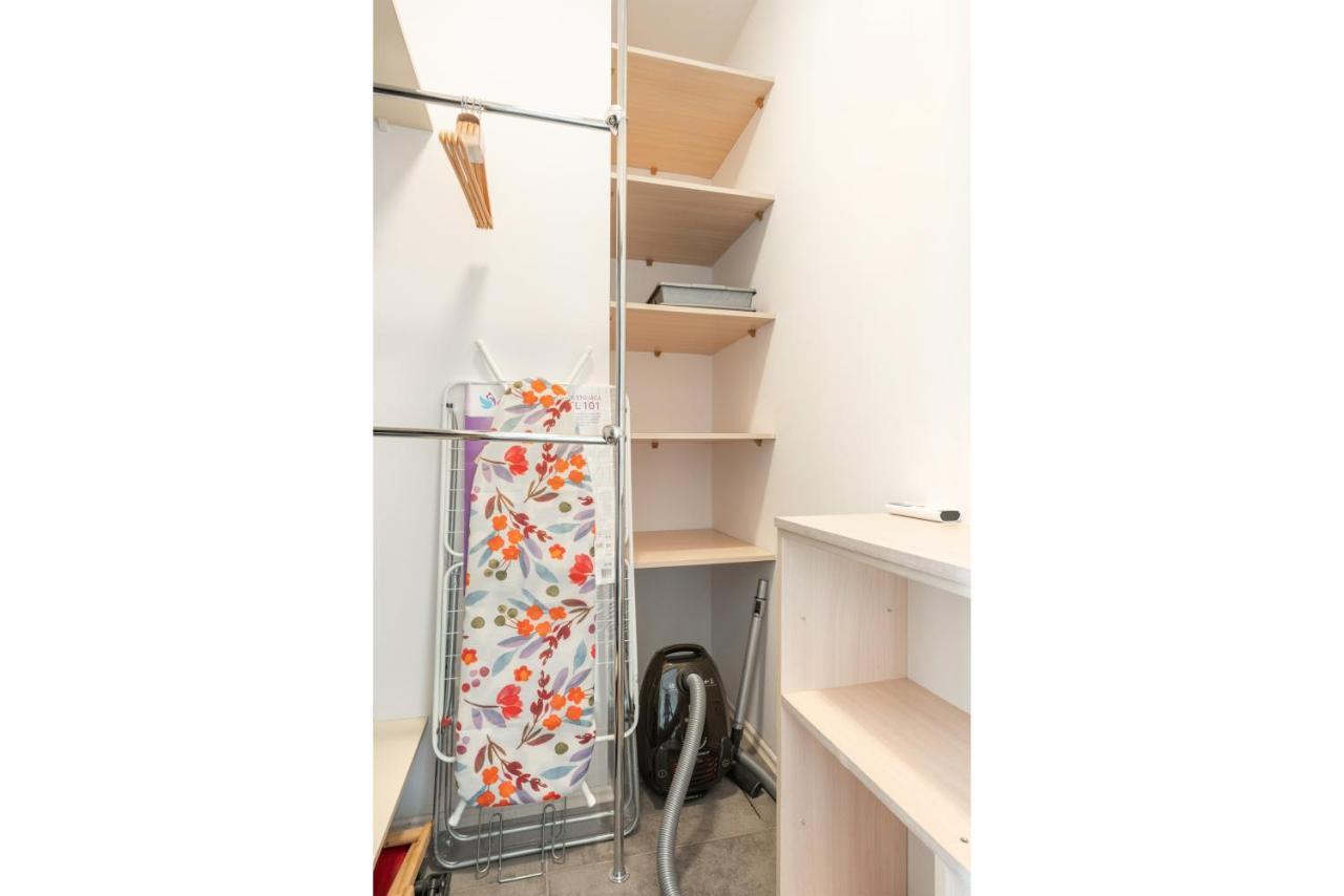 Superapart Wilanowska Apt 20 "Pet-Friendly 1Br Home With Patio Warsaw Ngoại thất bức ảnh