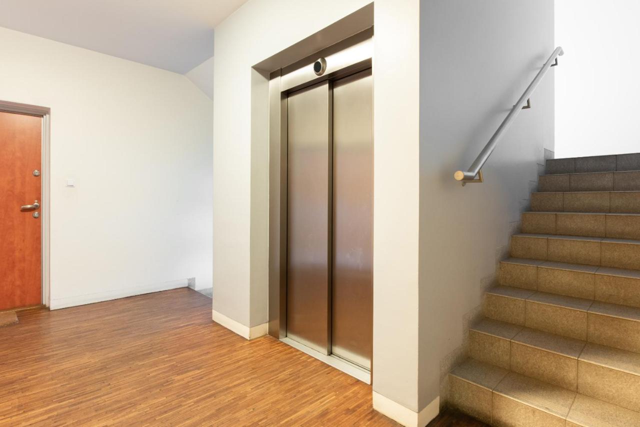 Superapart Wilanowska Apt 20 "Pet-Friendly 1Br Home With Patio Warsaw Ngoại thất bức ảnh