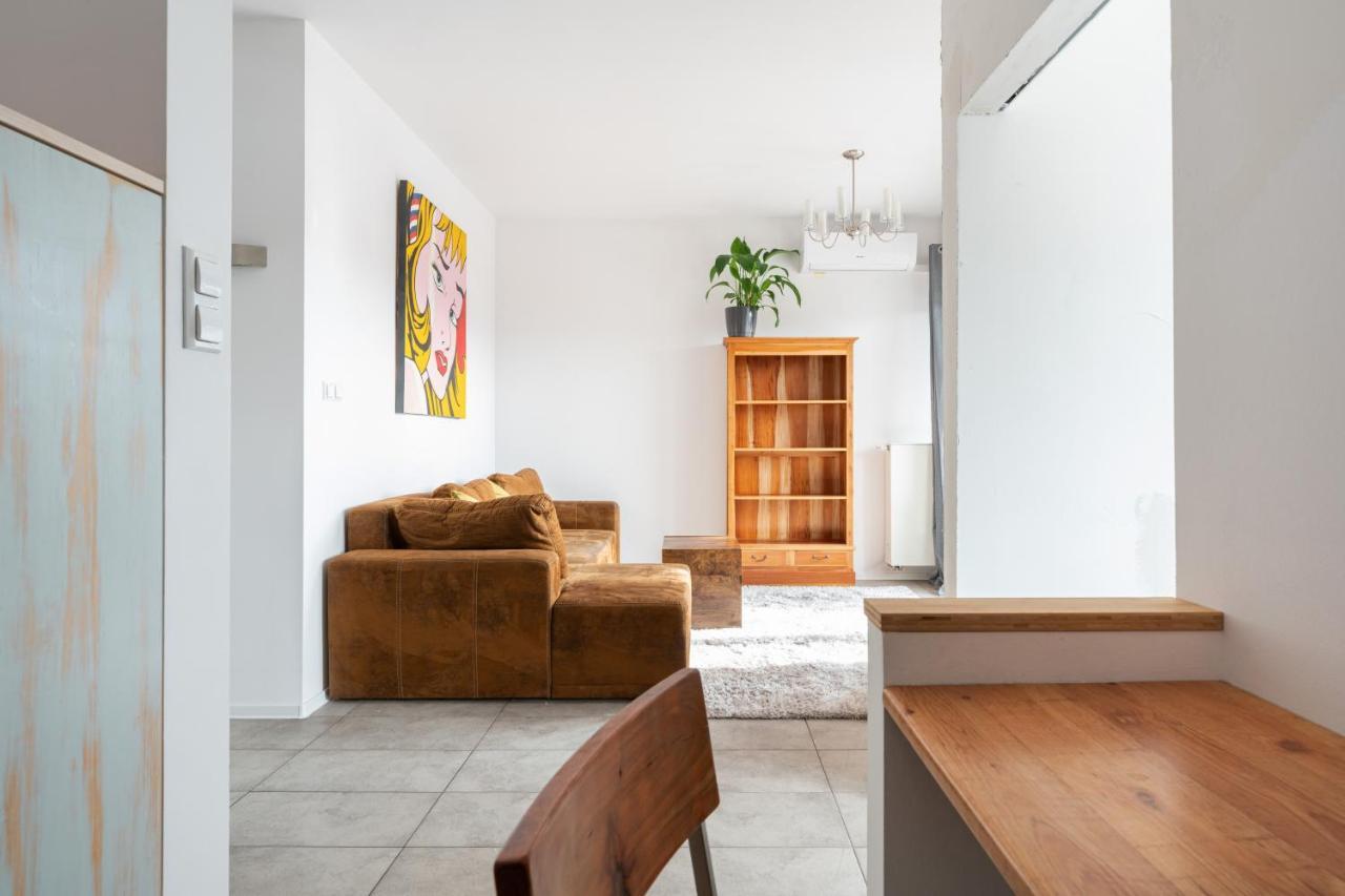 Superapart Wilanowska Apt 20 "Pet-Friendly 1Br Home With Patio Warsaw Ngoại thất bức ảnh