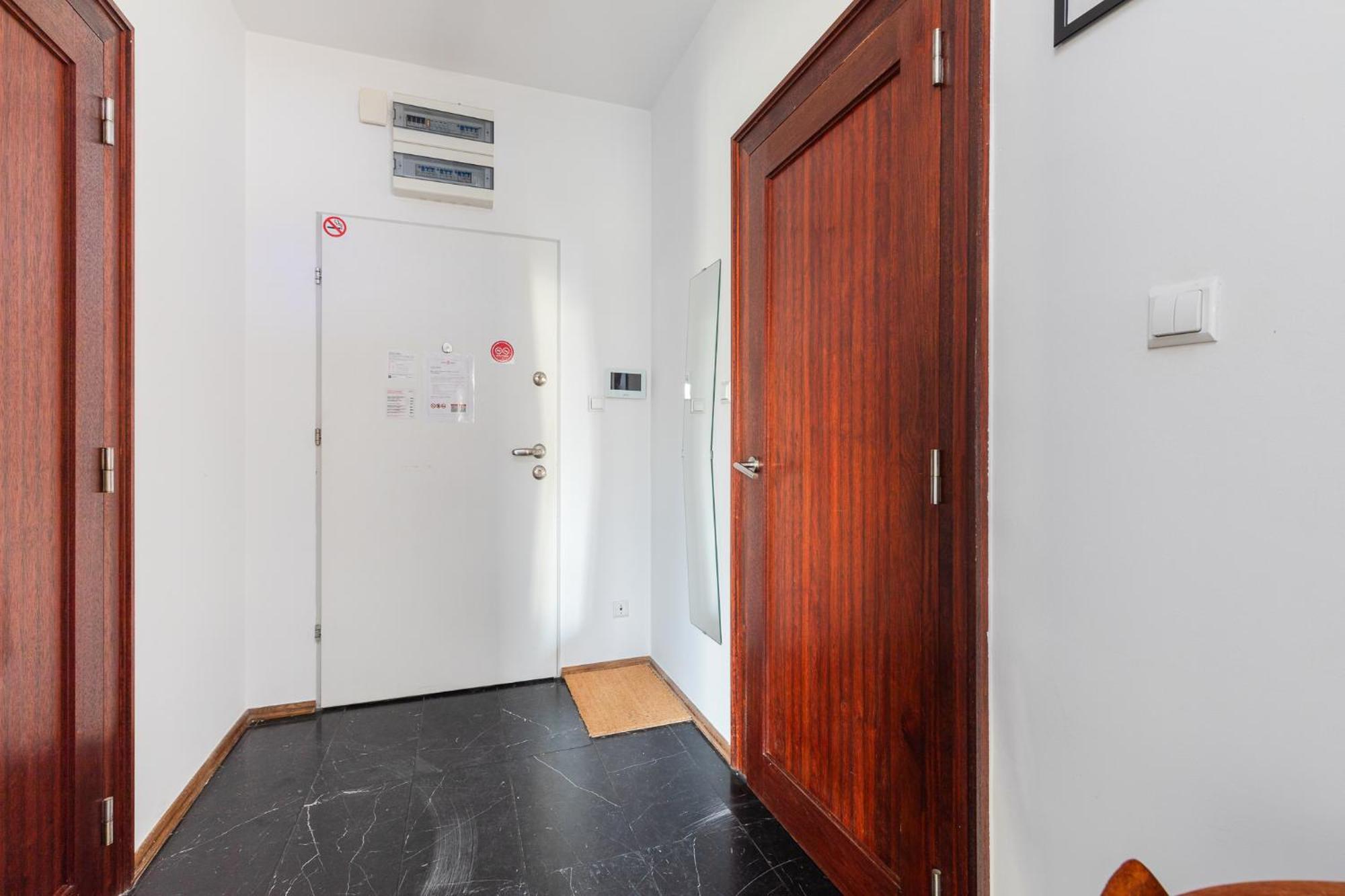 Superapart Wilanowska Apt 20 "Pet-Friendly 1Br Home With Patio Warsaw Ngoại thất bức ảnh